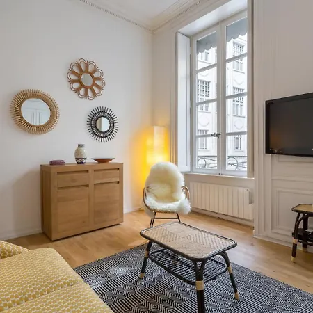 Patchwork - Location Meuble T2 - Lyon 2 * Lyon