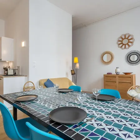 Patchwork - Location Meuble T2 - Lyon 2 Apartment *