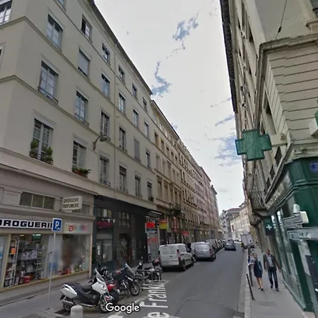 Patchwork - Location Meuble T2 - Lyon 2 Apartment *