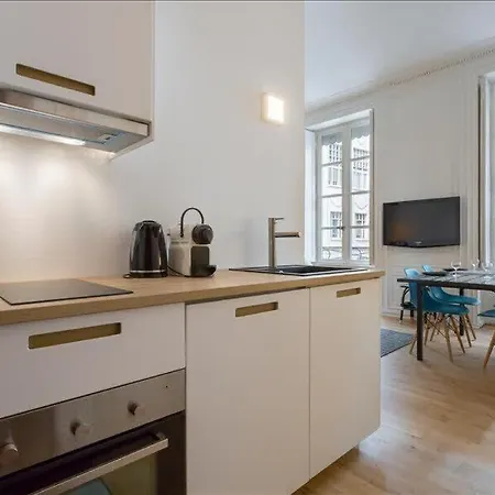 Patchwork - Furnished - Downtown *